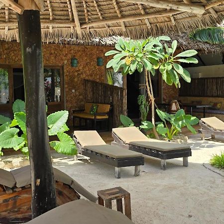 Salama & Mbuyuni Bungalows ماتيموي المظهر الخارجي الصورة