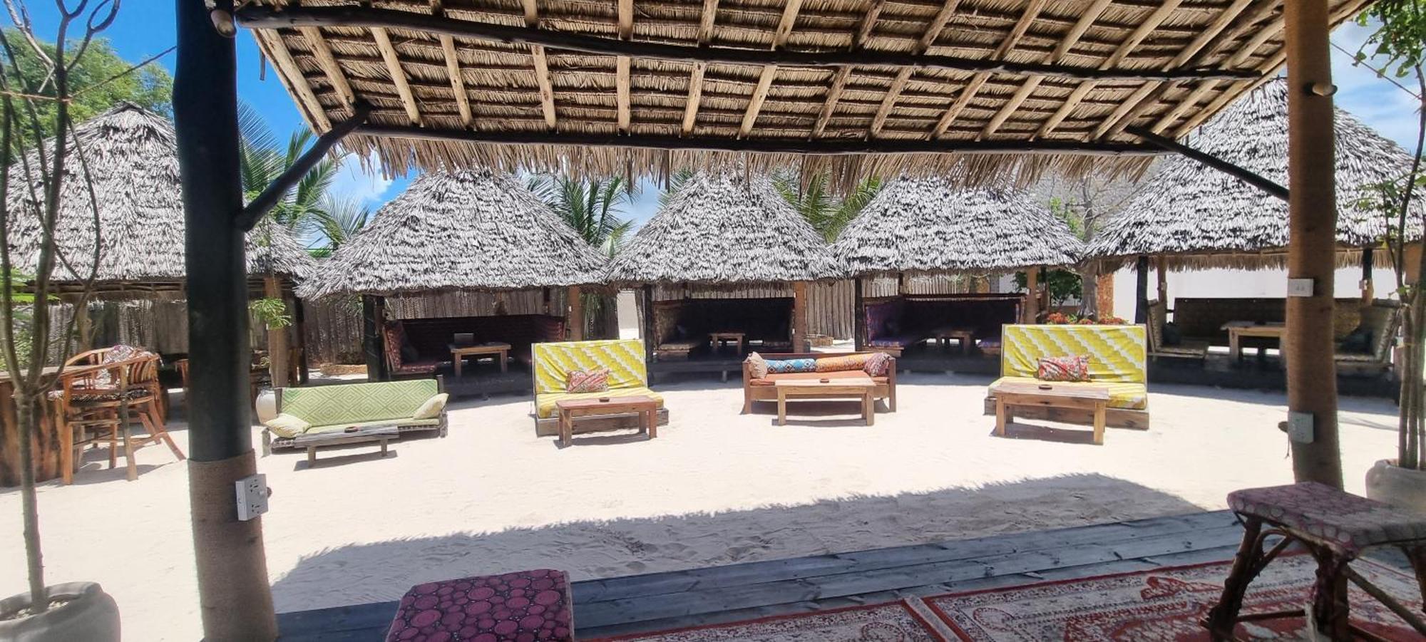 Salama & Mbuyuni Bungalows ماتيموي المظهر الخارجي الصورة