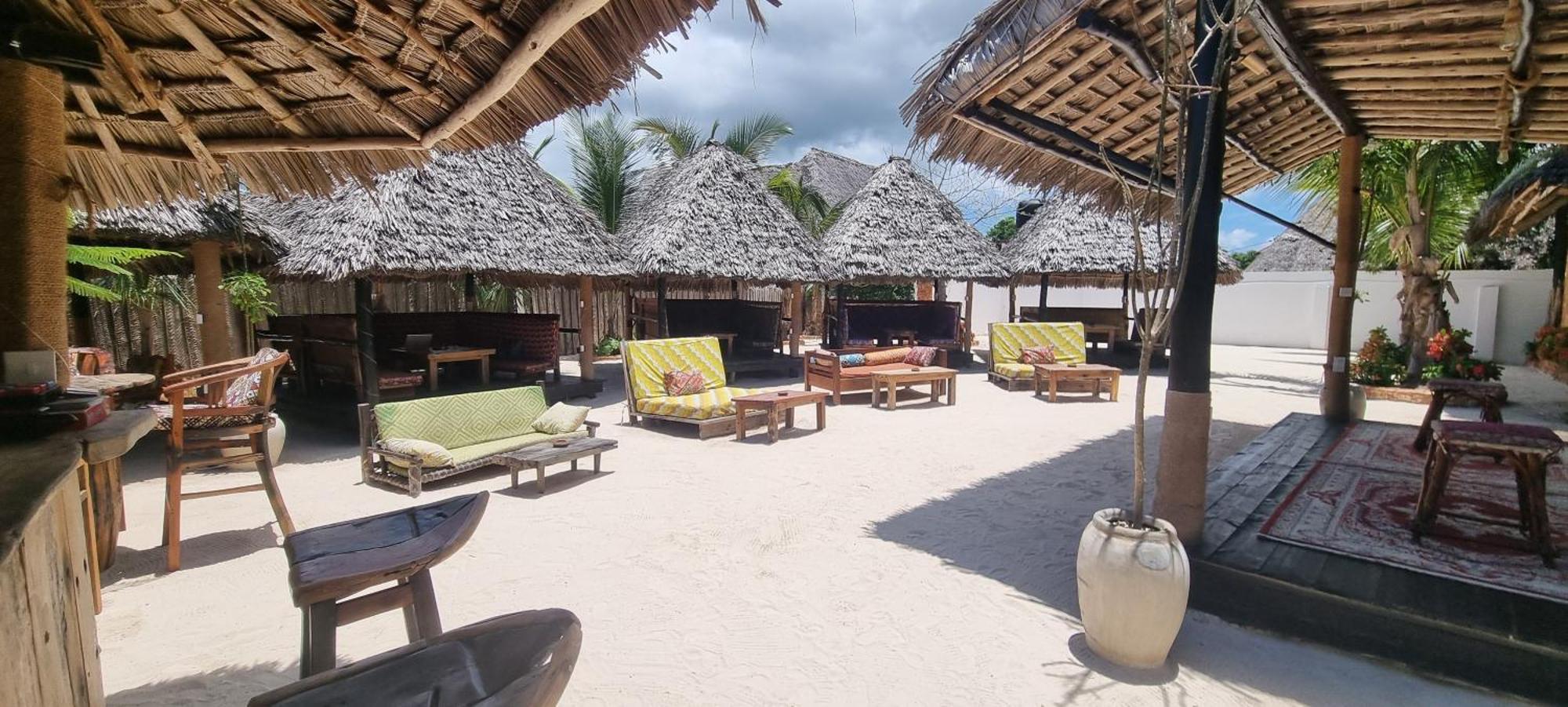 Salama & Mbuyuni Bungalows ماتيموي المظهر الخارجي الصورة